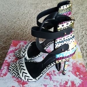 Chinese Laundry Geometric Print Heels Sz 9
